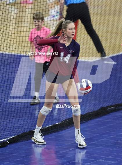 Thumbnail 3 in Ralston Valley vs. Dakota Ridge (CHSAA 5A First Round) photogallery.