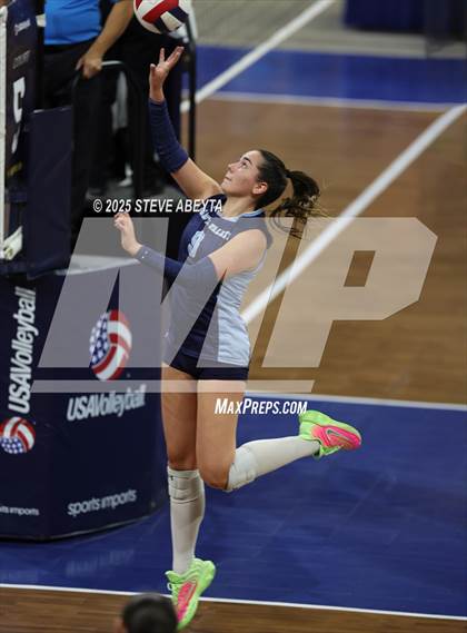 Thumbnail 3 in Ralston Valley vs. Dakota Ridge (CHSAA 5A First Round) photogallery.