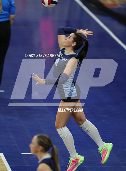 Thumbnail 3 in Ralston Valley vs. Dakota Ridge (CHSAA 5A First Round) photogallery.