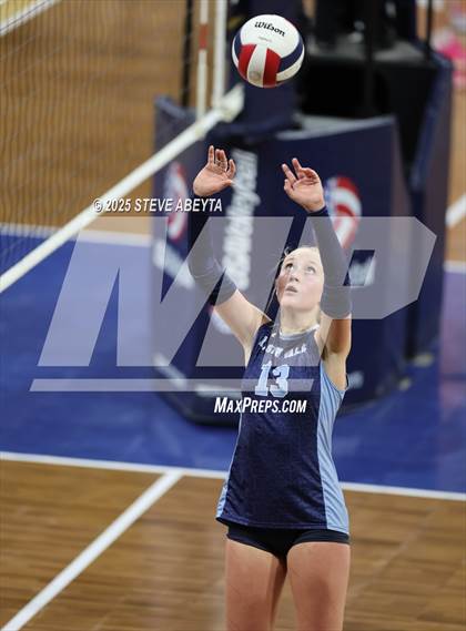 Thumbnail 1 in Ralston Valley vs. Dakota Ridge (CHSAA 5A First Round) photogallery.