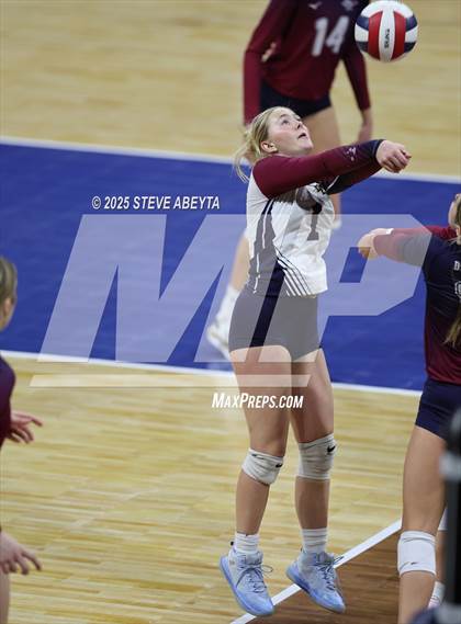 Thumbnail 1 in Ralston Valley vs. Dakota Ridge (CHSAA 5A First Round) photogallery.