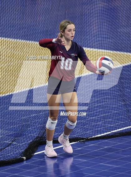 Thumbnail 1 in Ralston Valley vs. Dakota Ridge (CHSAA 5A First Round) photogallery.