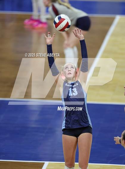 Thumbnail 2 in Ralston Valley vs. Dakota Ridge (CHSAA 5A First Round) photogallery.