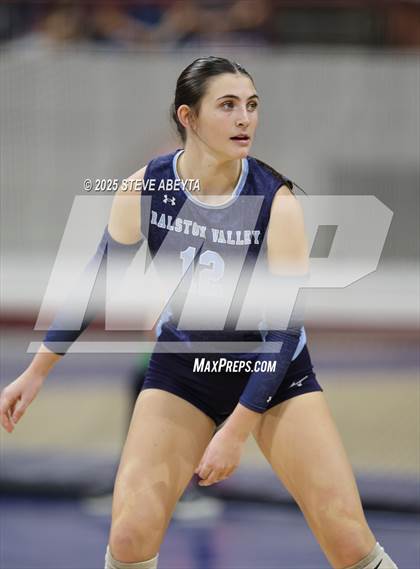 Thumbnail 3 in Ralston Valley vs. Dakota Ridge (CHSAA 5A First Round) photogallery.