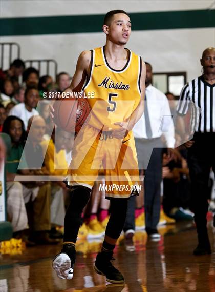Thumbnail 3 in Mission @ Vanden (CIF State D3 Northern Regional Final) photogallery.