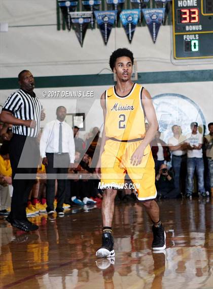 Thumbnail 3 in Mission @ Vanden (CIF State D3 Northern Regional Final) photogallery.