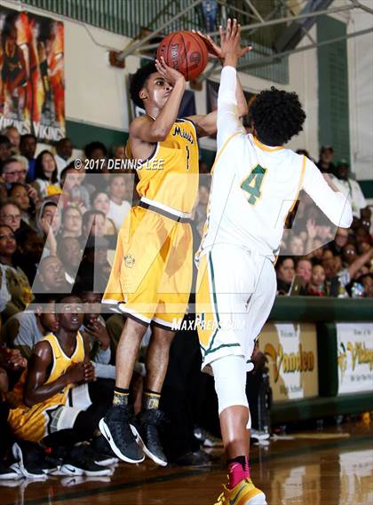 Thumbnail 2 in Mission @ Vanden (CIF State D3 Northern Regional Final) photogallery.