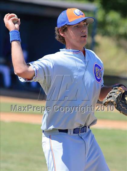 Thumbnail 1 in Clairemont @ San Diego photogallery.