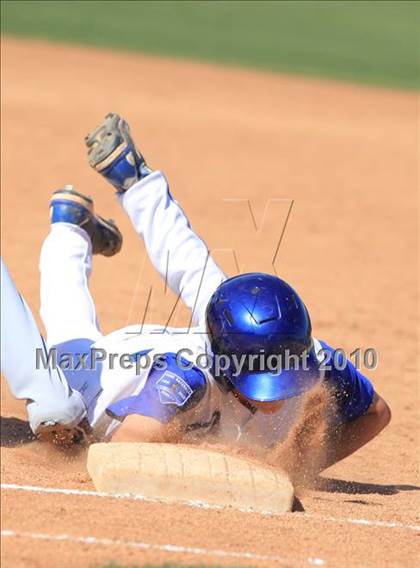Thumbnail 3 in Clairemont @ San Diego photogallery.