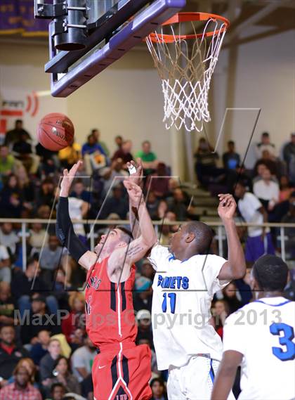 Thumbnail 2 in Lake Highland Prep vs. Clayton (HighSchoolOT.com Holiday Invitational) photogallery.