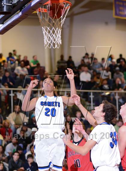 Thumbnail 3 in Lake Highland Prep vs. Clayton (HighSchoolOT.com Holiday Invitational) photogallery.