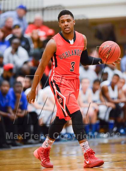 Thumbnail 3 in Lake Highland Prep vs. Clayton (HighSchoolOT.com Holiday Invitational) photogallery.