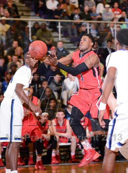 Thumbnail 1 in Lake Highland Prep vs. Clayton (HighSchoolOT.com Holiday Invitational) photogallery.