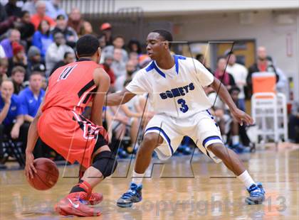 Thumbnail 3 in Lake Highland Prep vs. Clayton (HighSchoolOT.com Holiday Invitational) photogallery.
