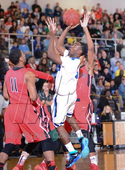 Thumbnail 1 in Lake Highland Prep vs. Clayton (HighSchoolOT.com Holiday Invitational) photogallery.