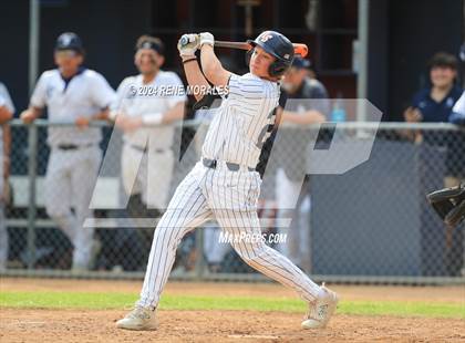 Thumbnail 1 in Bishop Montgomery vs La Salle photogallery.