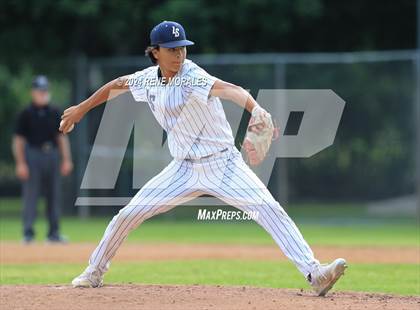 Thumbnail 1 in Bishop Montgomery vs La Salle photogallery.