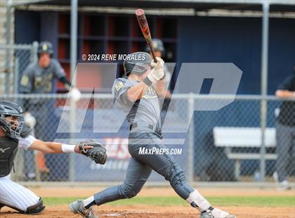 Thumbnail 1 in Bishop Montgomery vs La Salle photogallery.