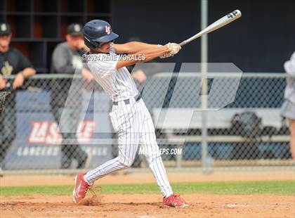 Thumbnail 3 in Bishop Montgomery vs La Salle photogallery.