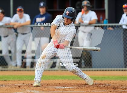 Thumbnail 3 in Bishop Montgomery vs La Salle photogallery.