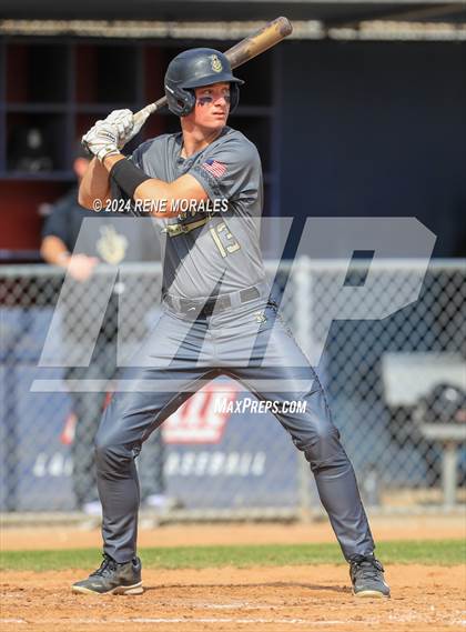 Thumbnail 3 in Bishop Montgomery vs La Salle photogallery.