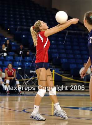 Thumbnail 2 in Campolindo vs. Laguna Beach (State D3 Final) photogallery.