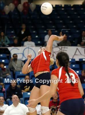 Thumbnail 3 in Campolindo vs. Laguna Beach (State D3 Final) photogallery.