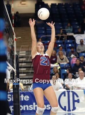 Thumbnail 3 in Campolindo vs. Laguna Beach (State D3 Final) photogallery.
