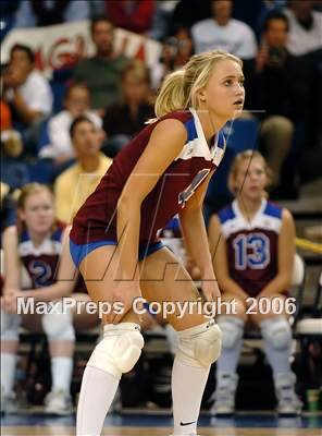 Thumbnail 2 in Campolindo vs. Laguna Beach (State D3 Final) photogallery.