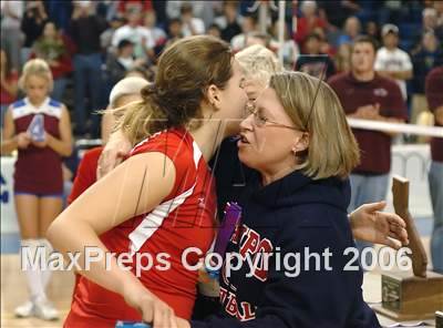 Thumbnail 3 in Campolindo vs. Laguna Beach (State D3 Final) photogallery.
