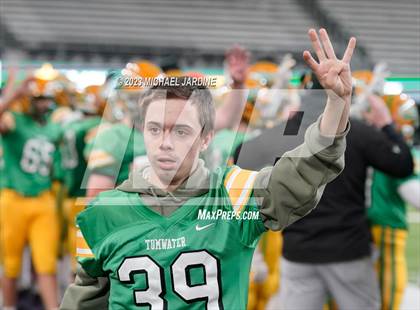 Thumbnail 3 in Anacortes vs Tumwater (WIAA 2A Final) photogallery.