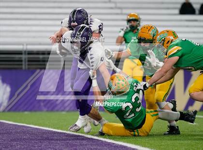 Thumbnail 3 in Anacortes vs Tumwater (WIAA 2A Final) photogallery.