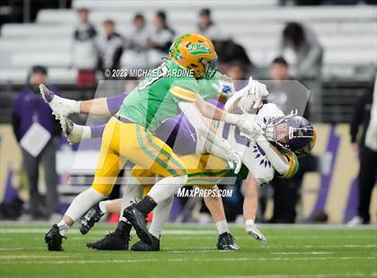 Thumbnail 2 in Anacortes vs Tumwater (WIAA 2A Final) photogallery.