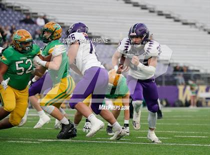 Thumbnail 2 in Anacortes vs Tumwater (WIAA 2A Final) photogallery.
