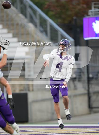 Thumbnail 1 in Anacortes vs Tumwater (WIAA 2A Final) photogallery.