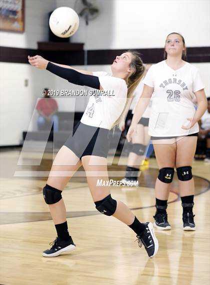 Thumbnail 1 in Maplesville @ Thorsby photogallery.