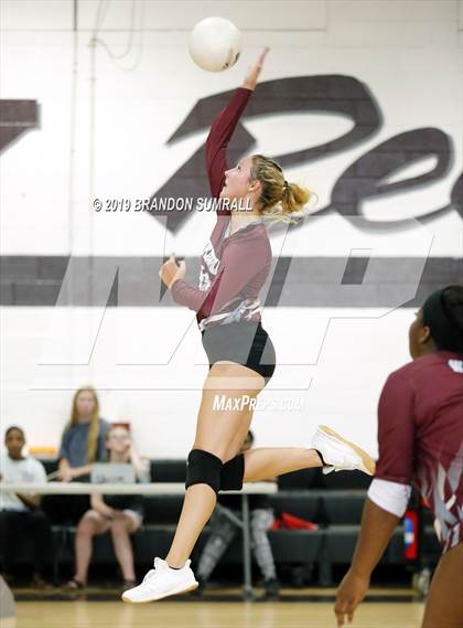 Thumbnail 2 in Maplesville @ Thorsby photogallery.