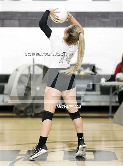 Thumbnail 2 in Maplesville @ Thorsby photogallery.