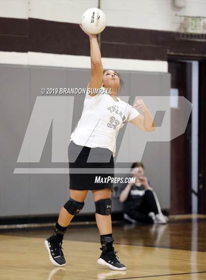 Thumbnail 3 in Maplesville @ Thorsby photogallery.