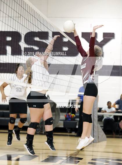 Thumbnail 2 in Maplesville @ Thorsby photogallery.