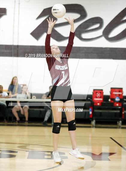 Thumbnail 2 in Maplesville @ Thorsby photogallery.
