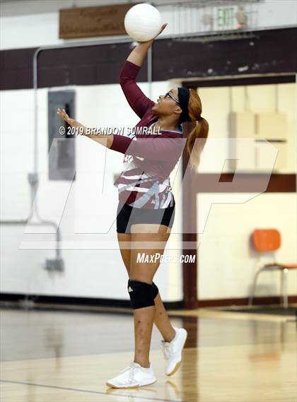 Thumbnail 1 in Maplesville @ Thorsby photogallery.