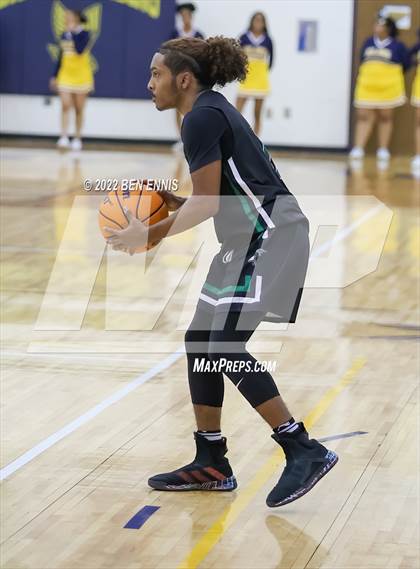 Thumbnail 2 in Eagle's Landing vs McIntosh (GHSA 5A State Playoff - 1st Round) photogallery.