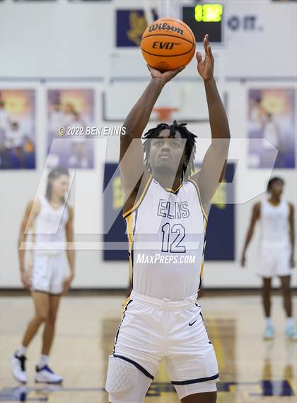Thumbnail 1 in Eagle's Landing vs McIntosh (GHSA 5A State Playoff - 1st Round) photogallery.