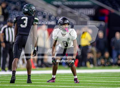 Thumbnail 3 in Iowa Colony vs. Randle (UIL 5A D2 Football Region 3 Quarterfinal) photogallery.