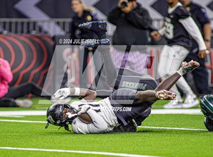 Thumbnail 3 in Iowa Colony vs. Randle (UIL 5A D2 Football Region 3 Quarterfinal) photogallery.