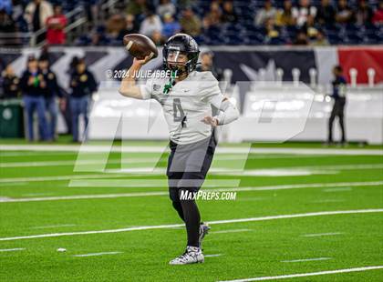 Thumbnail 2 in Iowa Colony vs. Randle (UIL 5A D2 Football Region 3 Quarterfinal) photogallery.