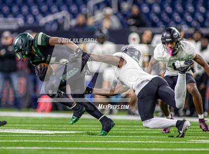Thumbnail 1 in Iowa Colony vs. Randle (UIL 5A D2 Football Region 3 Quarterfinal) photogallery.
