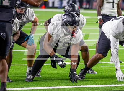Thumbnail 2 in Iowa Colony vs. Randle (UIL 5A D2 Football Region 3 Quarterfinal) photogallery.