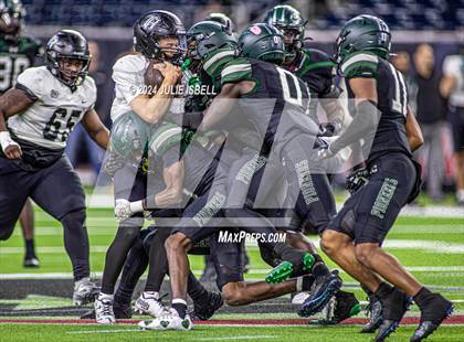 Thumbnail 1 in Iowa Colony vs. Randle (UIL 5A D2 Football Region 3 Quarterfinal) photogallery.